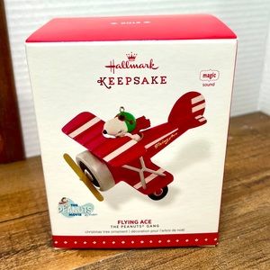 2015 Flying Ace, Peanuts
RARE PEANUTS ORNAMENT